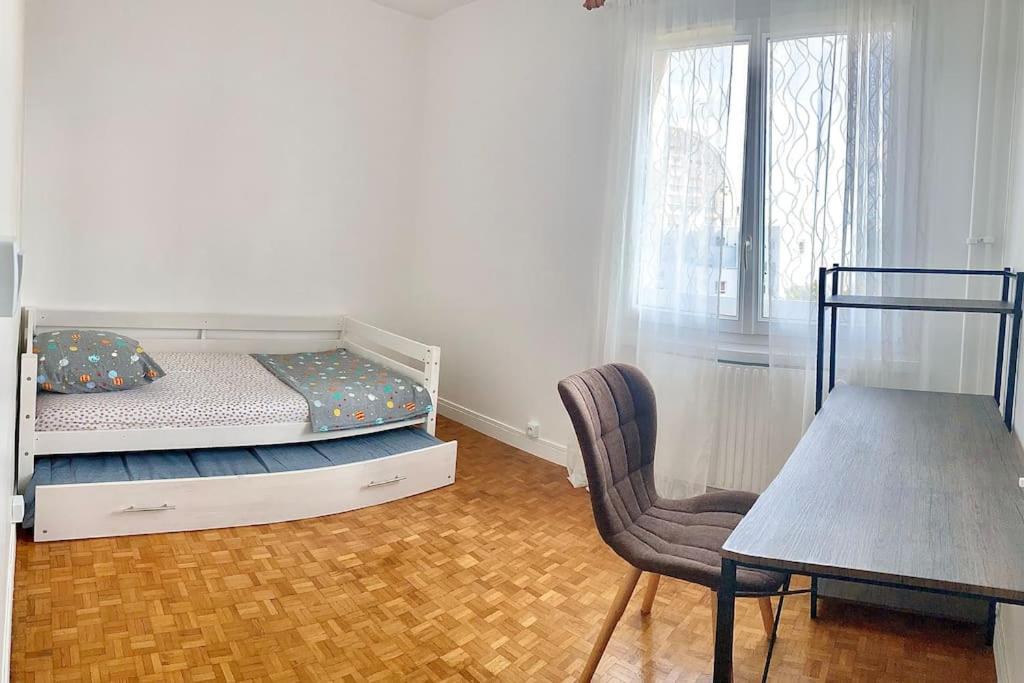Appartement Bien Situe Нуази-ле-Гран Екстериор снимка